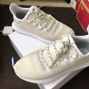 Tubular Adidas.  ( AS IS )